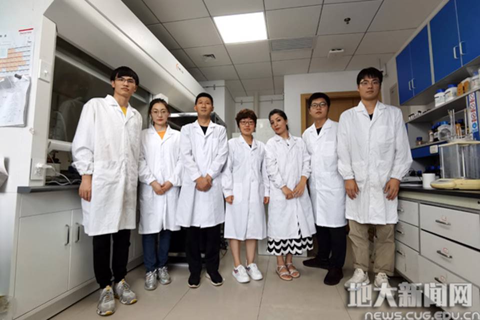 http://voice.cug.edu.cn/__local/D/22/09/450F6E667636D640BBE2E53B1EE_C6E23850_1E0B2.jpg